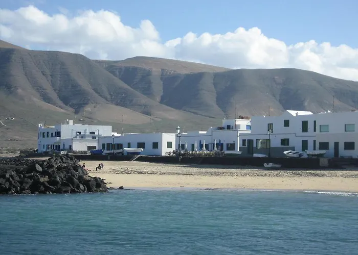 Absolute Beachfront House Ii Semesterbostad Famara
