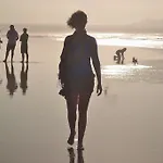 Absolute Beachfront House Ii 度假居