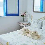 Absolute Beachfront House Ii *