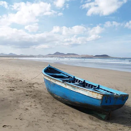 Absolute Beachfront House Ii * Famara